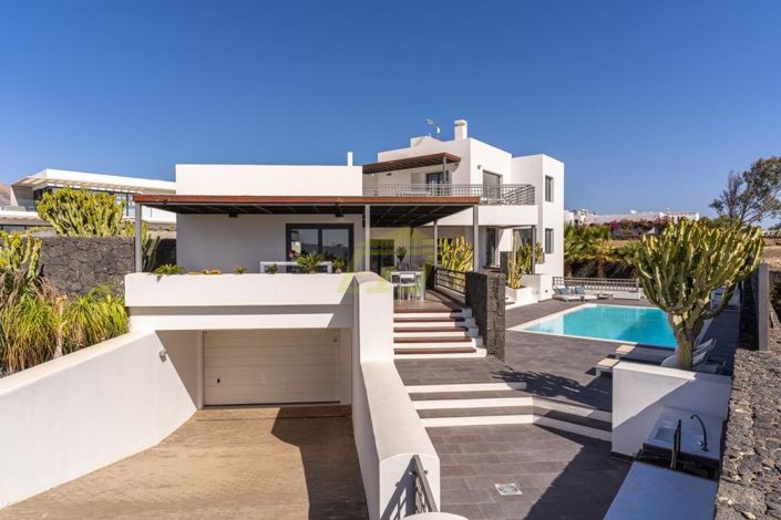 Image No.5-5 Bed Villa for sale