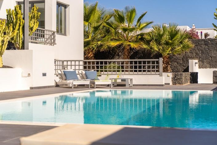 Image No.9-5 Bed Villa for sale