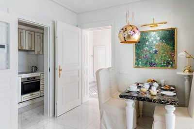 Exceptional front line property for sale in the resort of Puerto Calero