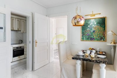 Exceptional front line property for sale in the resort of Puerto Calero