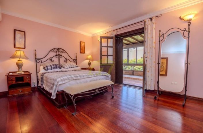 Image No.19-4 Bed Villa for sale