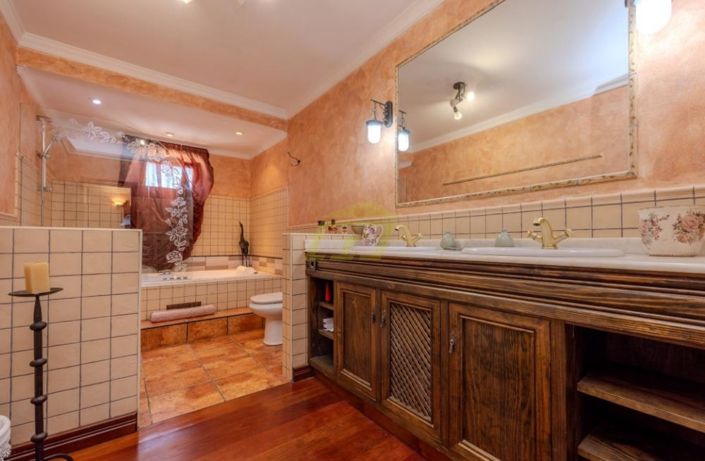 Image No.21-4 Bed Villa for sale