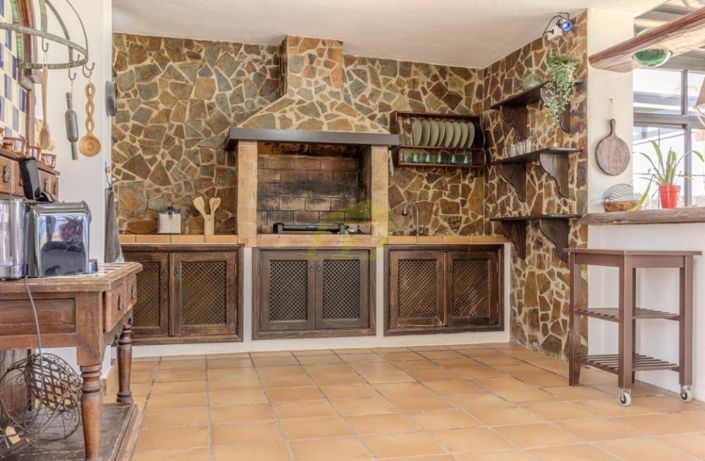 Image No.5-4 Bed Villa for sale