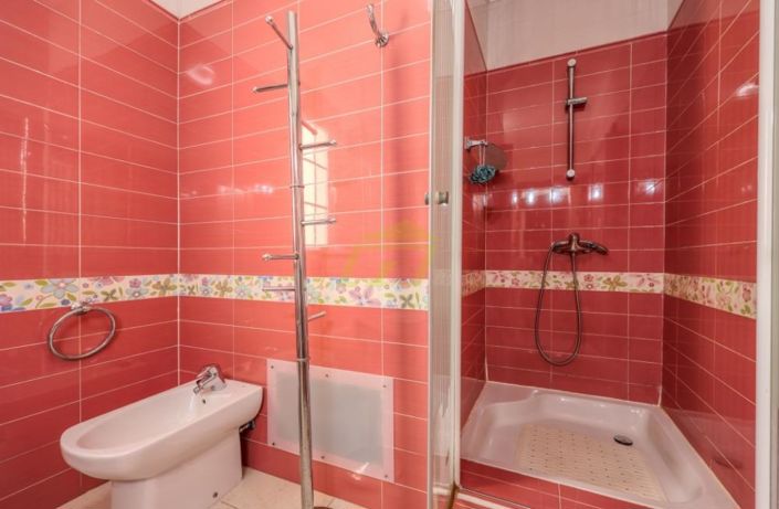 Image No.19-5 Bed Villa for sale