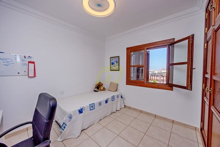 Image No.11-3 Bed Villa for sale