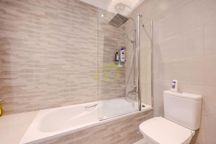 Image No.13-3 Bed Villa for sale