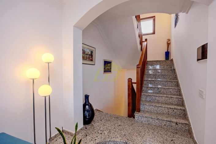 Image No.15-3 Bed Villa for sale