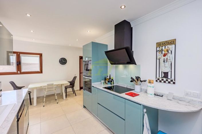 Image No.9-3 Bed Villa for sale