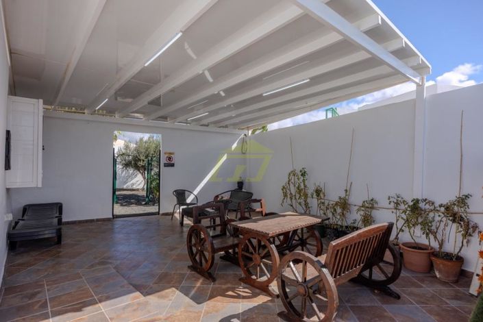 Image No.17-2 Bed Villa for sale