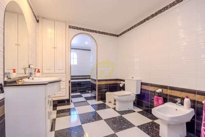 Image No.12-Villa de 3 chambres à vendre à San Bartolome