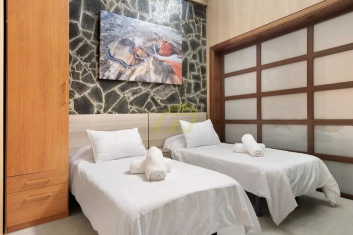 Image No.7-3 Bed Villa for sale