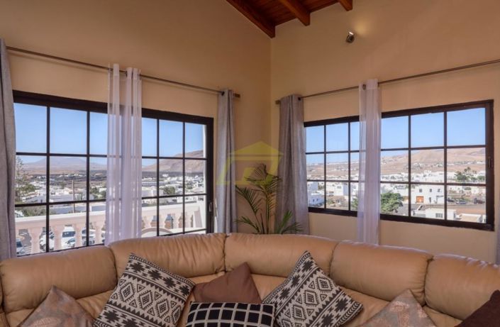 Image No.5-7 Bed Villa for sale