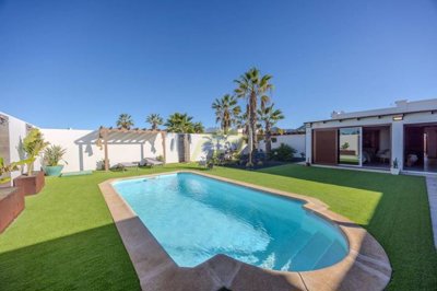 1 - Playa Blanca, Villa