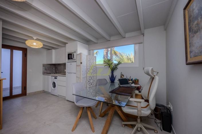 Image No.28-3 Bed Villa for sale