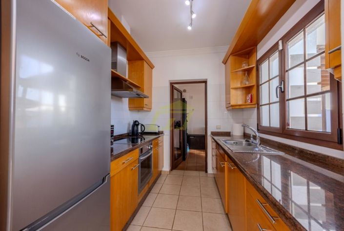 Image No.3-4 Bed Villa for sale