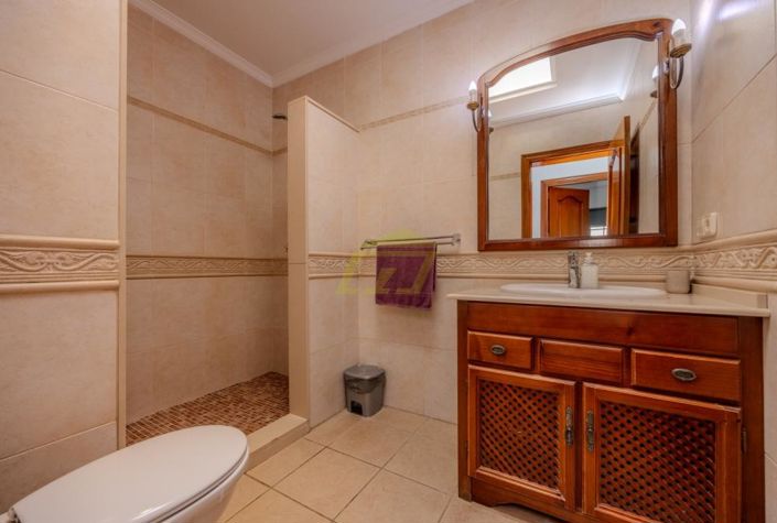 Image No.6-4 Bed Villa for sale