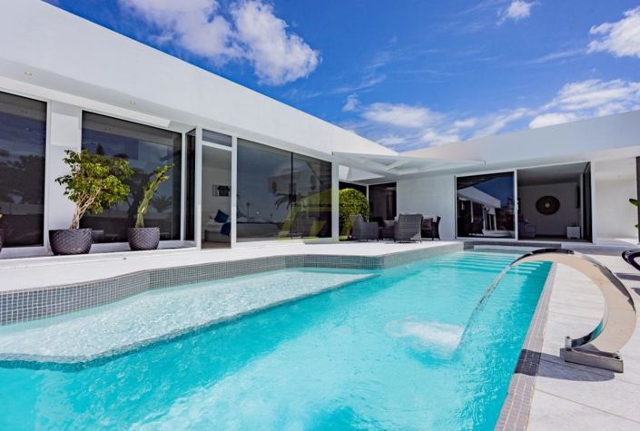 Image No.15-4 Bed Villa for sale