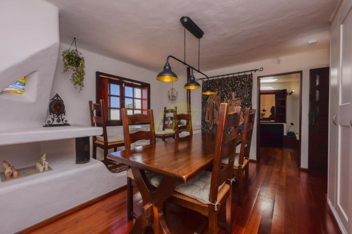 Image No.25-4 Bed Villa for sale