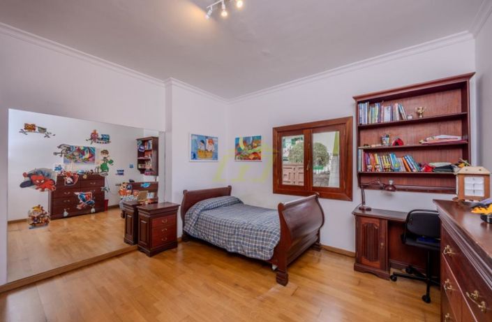 Image No.10-5 Bed Villa for sale