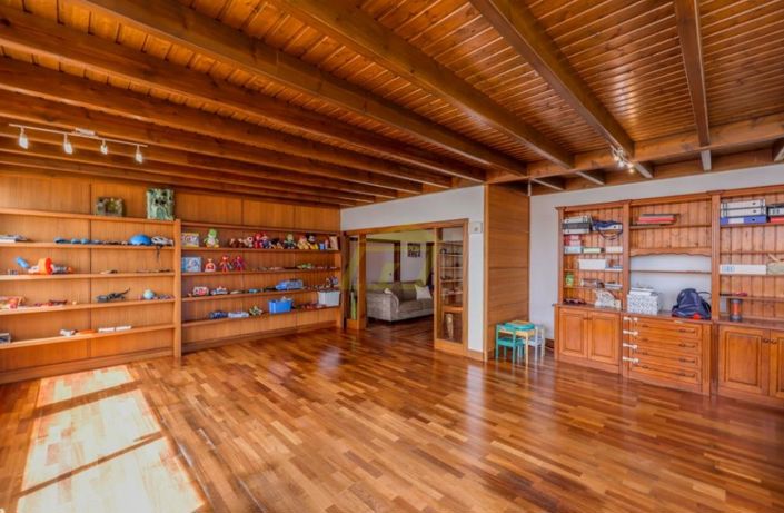 Image No.5-5 Bed Villa for sale