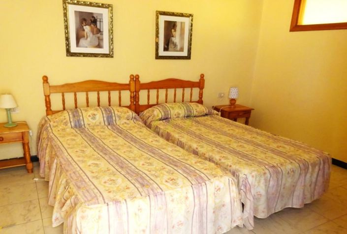 Image No.10-5 Bed Villa for sale