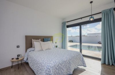 Luxury 3 bedroom villa with private pool in Costa Teguise