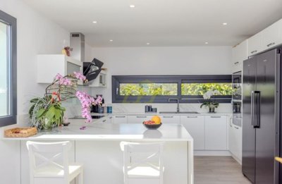 Luxury 3 bedroom villa with private pool in Costa Teguise