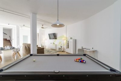 Rental villa with excellent guaranteed income available in Playa Blanca