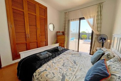 Stylish 3 bedroom holiday home with heated pool for sale in Playa Blanca