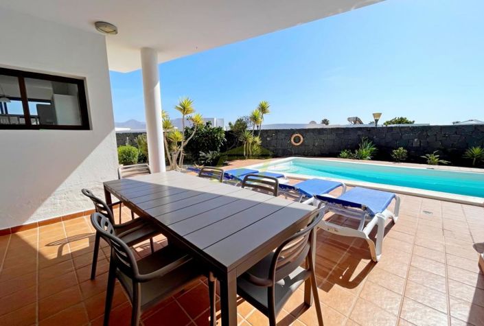 Image No.18-3 Bed Villa for sale