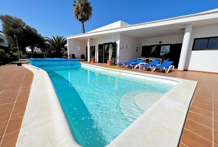 Image No.23-3 Bed Villa for sale