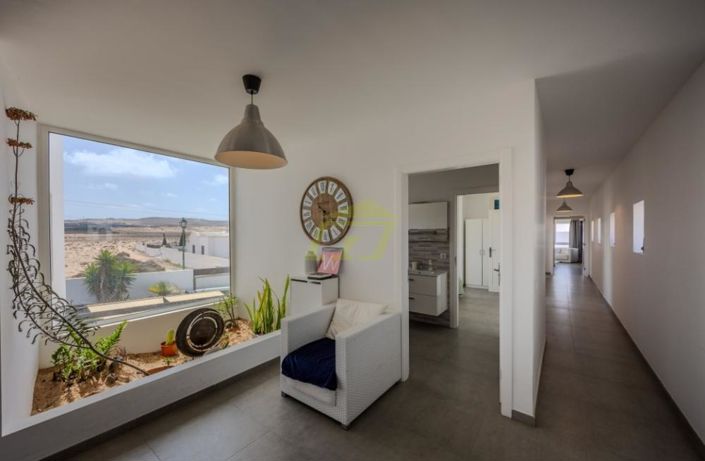 Image No.6-5 Bed Villa for sale