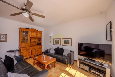 Charming bungalow in gated community with pool in the heart of Playa Blanca