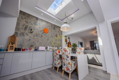 Turn key villa with private pool in Playa Blanca  for sale