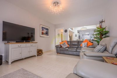 Turn key villa with private pool in Playa Blanca  for sale