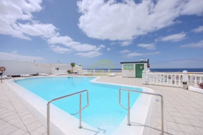 1 Bedroom apartment in the old town with sea views
