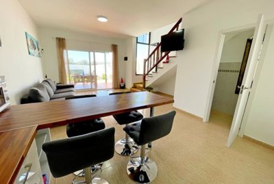 Well presented 2 bedroom property in Playa Blanca