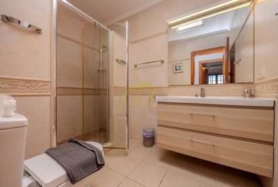 Stunning corner plot property offers privacy and generous outdoor space