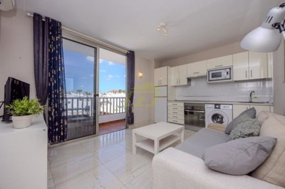 Fully renovated apartment with sea and mountain views in Puerto del Carmen