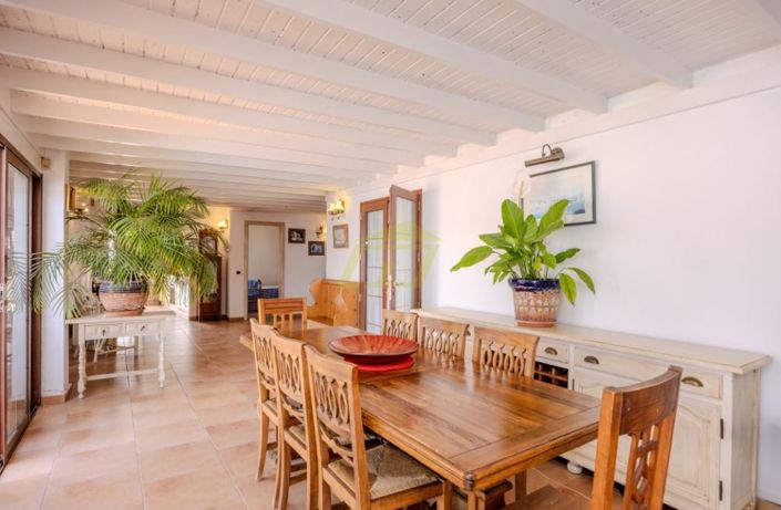 Image No.11-3 Bed Villa for sale