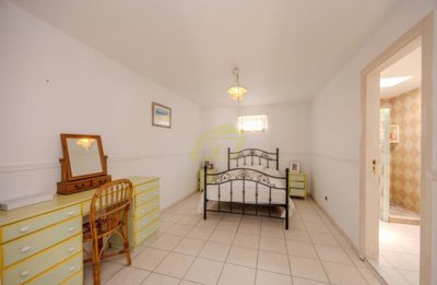 Beautiful 3 bedroom villa located in an elevated position in Los Mojones with sea views