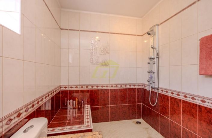 Image No.17-3 Bed Villa for sale