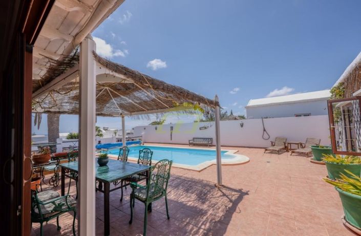 Image No.19-3 Bed Villa for sale