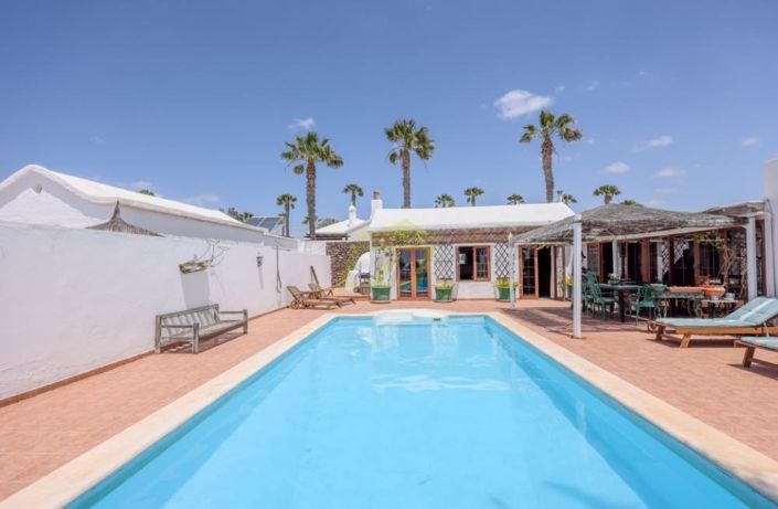 Image No.21-3 Bed Villa for sale