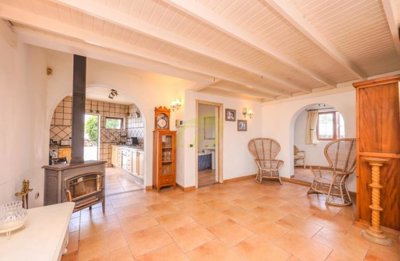 Beautiful 3 bedroom villa located in an elevated position in Los Mojones with sea views