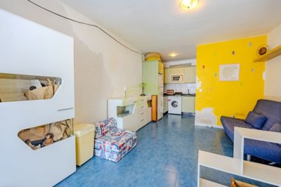 Ground floor studio located in the centre of Puerto del Carmen