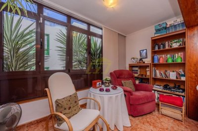 Charming 2 Bedroom Apartment in the Heart of Puerto del Carmen