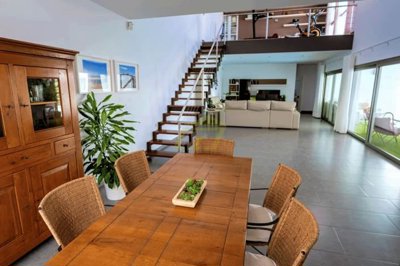 Dual-Villa Property with Private Pools & Panoramic Views in Peaceful La Asomada – Ideal for Families or Investment