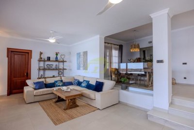One of the finest villas in Playa Blanca