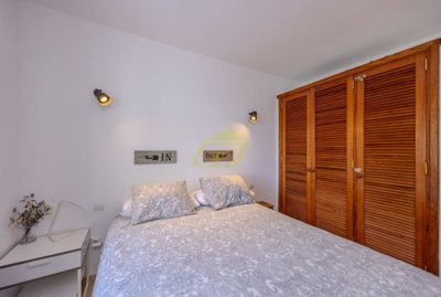 1 bedroom property with communal pool in Playa Blanca